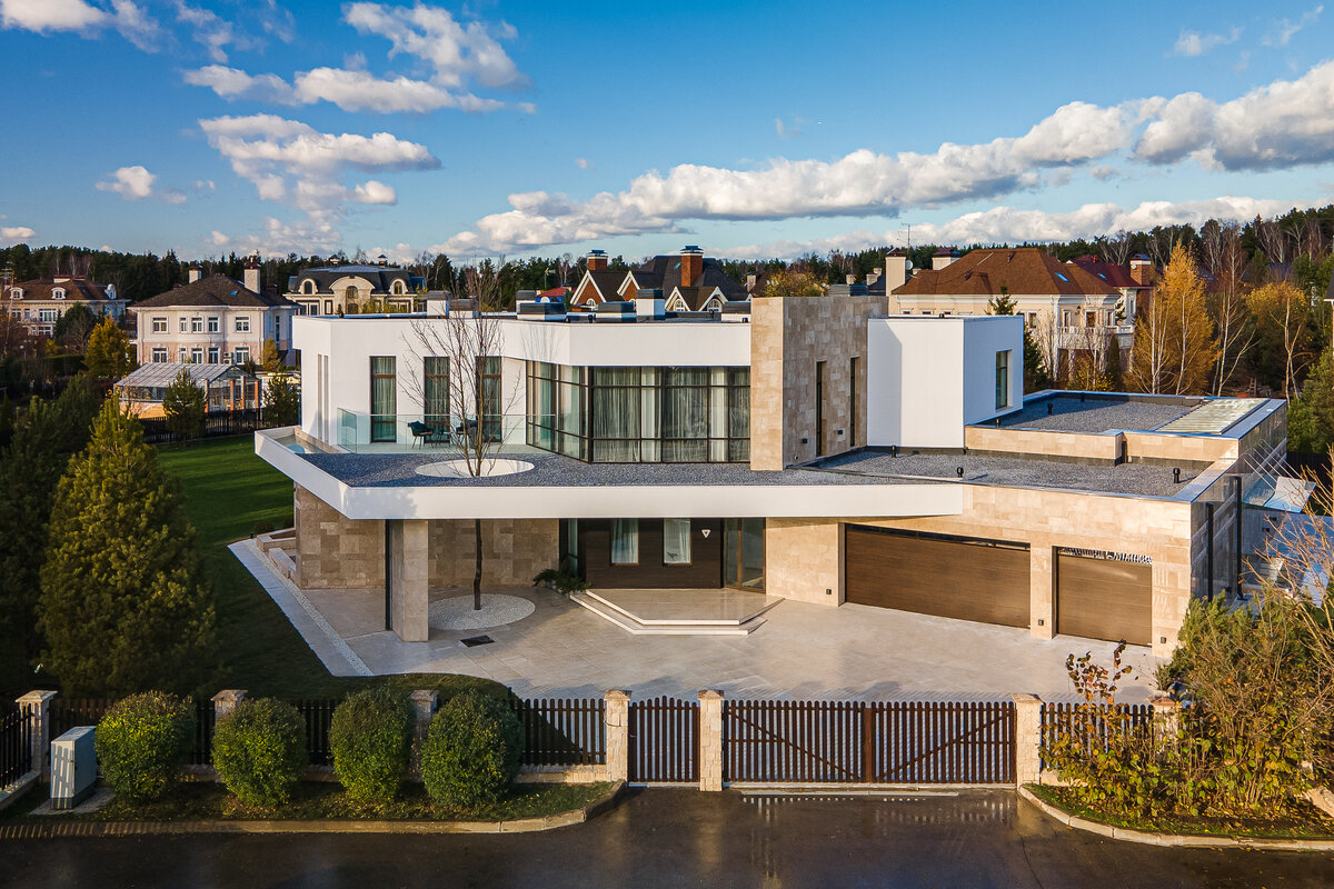 1000 квадратных. Домик атлант. Vdt недвижимость проекты. Кп миллениум парк. Дом веско.