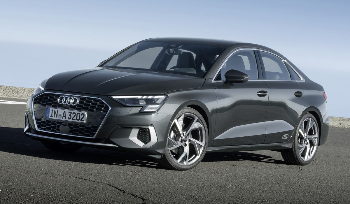 https://autoreview.ru/images/gallery/%D0%9D%D0%BE%D0%B2%D0%BE%D1%81%D1%82%D0%B8/2020/April/21/audi-a3-sedan6.jpg