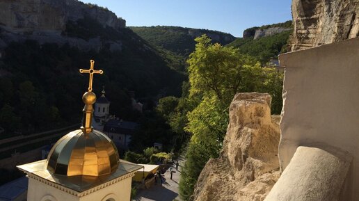 Свято-Успенский монастырь в Бахчисарае. Крымская Лавра