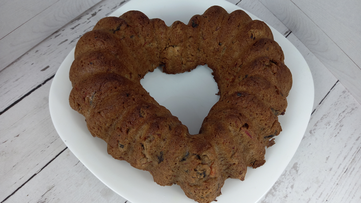 Пирог со свеклой без яиц и молока