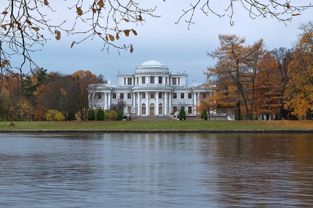 Елагиноостровский дворец. Фото "Википедия"