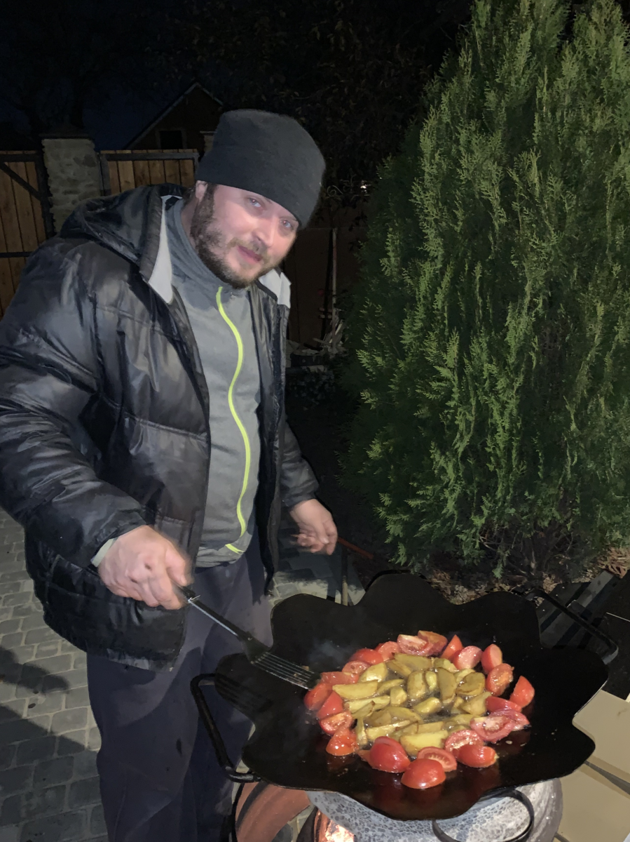 Надоело заляпывать жиром тротуарную плитку во время жарки шашлыка! Нашел  отличное решение для мангальной зоны (мои фото) | Строю для себя | Дзен