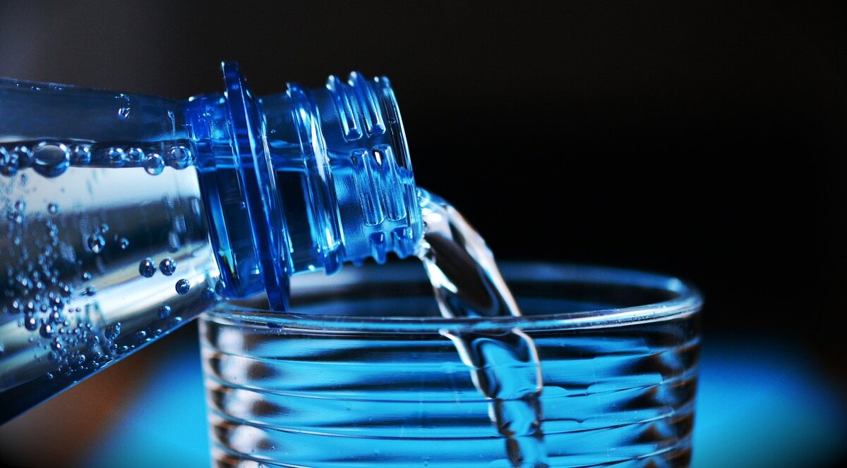 Боремся с отечностью: как избежать задержки воды в организме