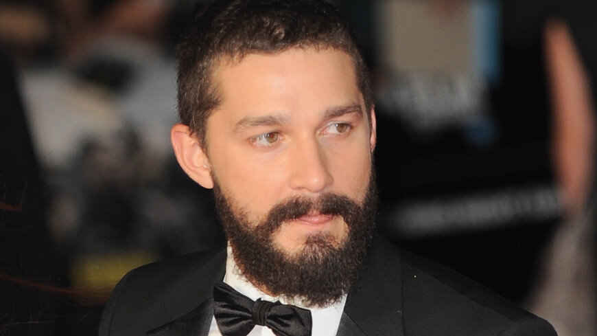 Шайа Лабаф. Источник: Яндекс.Картинки