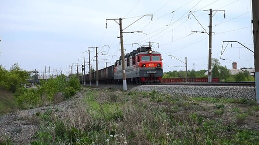 Электровоз ВЛ80С-142 и толкач ВЛ80С-250