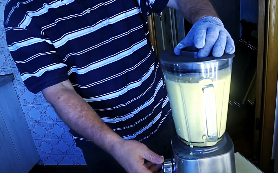 Секретная добавка в прикормку своими руками, которая собирает в точке ...