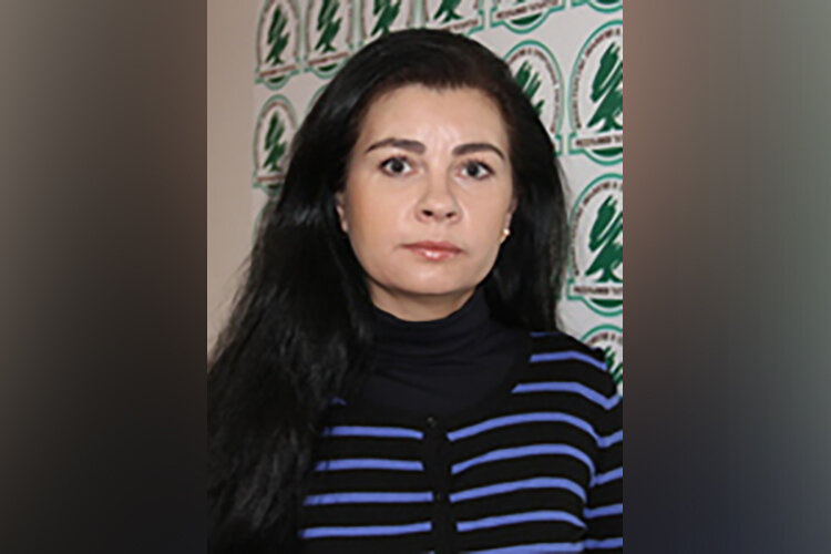 Следствие полагает, что решение изменить спецификацию шлемов на не подходящую для работы принимала Саматова, которая тогда возглавляла отдел обеспечения госзаказов министерства