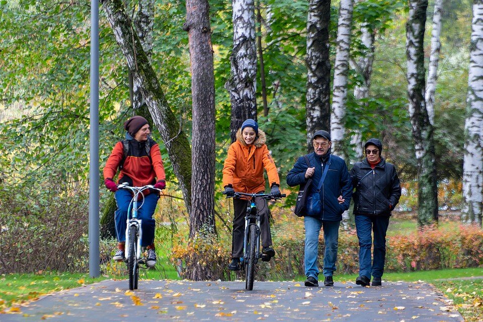     Основная часть парка Покровское-Стрешнево останется естественной заповедной зоной Михаил ФРОЛОВ