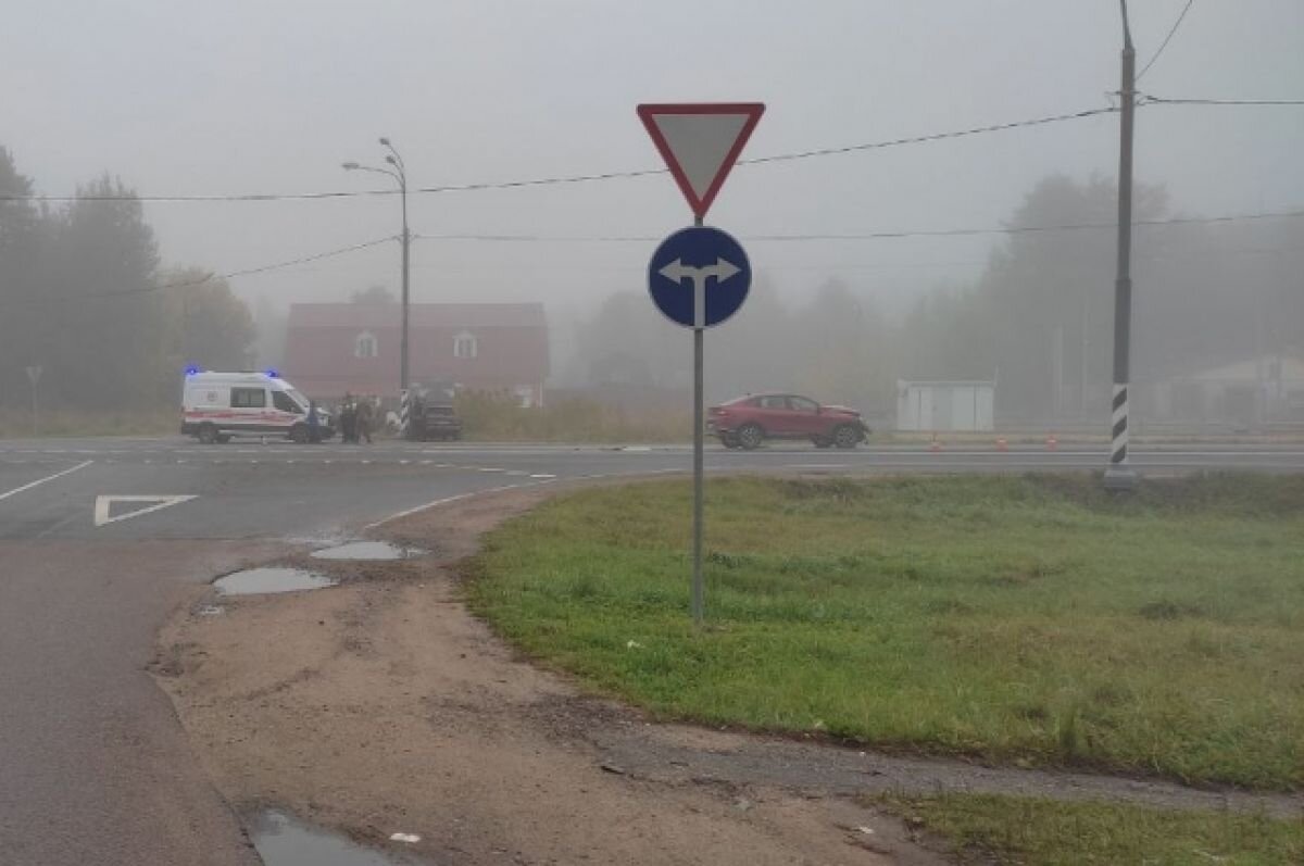    Открытую травму головы получил виновник ДТП на М-10 в Тверской области