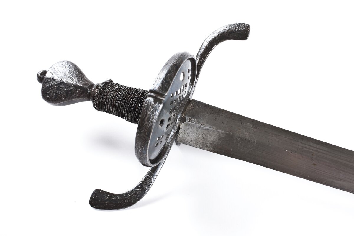 Гарда "Голландско-шведского" меча времён Тридцатилетней войны 1618-1648 гг.