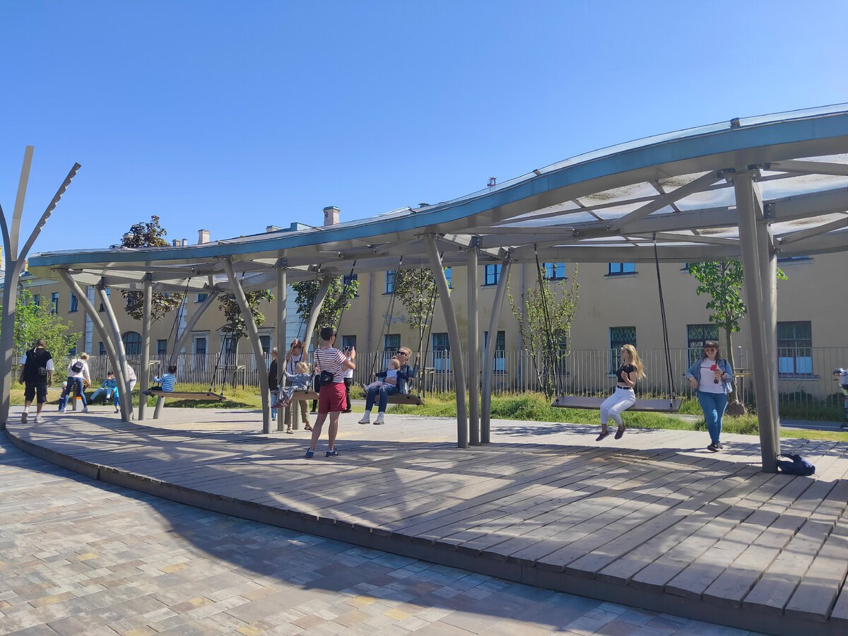 На набережной Карповки, 2020 год