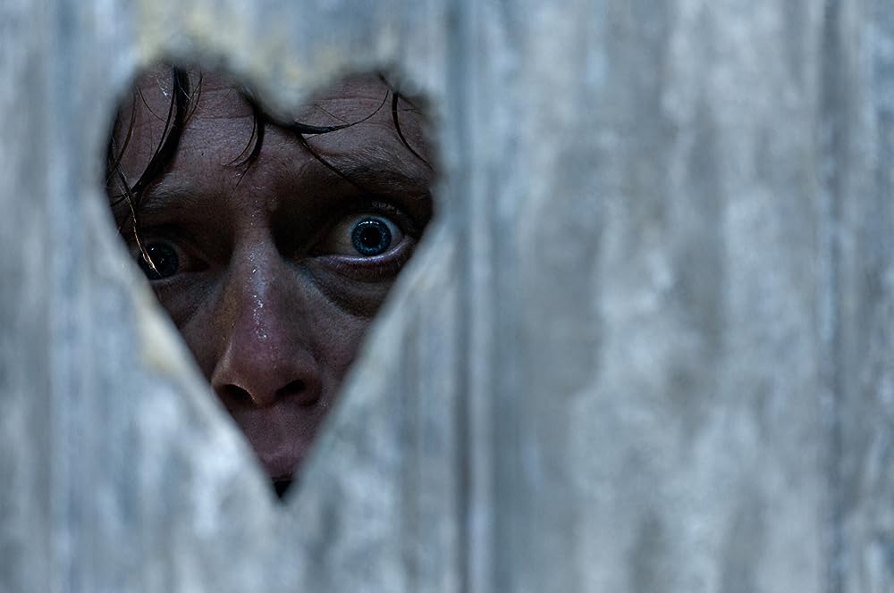 Кадр из фильма Hodejegerne. Режиссер: Мортен Тильдум. Оператор: Йон Андреас Андерсен. Производство: ARD Degeto Film GmbH, Friland A/S, Nordisk Film A/S, Yellow Bird Films AB. Показ в России: Каравелла DDC