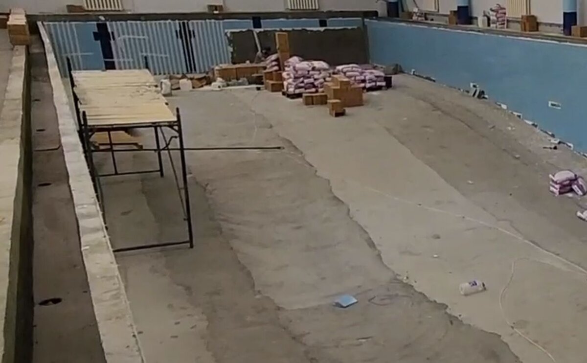 Фгбу рутб ока г алексин. Бассейн в алексине. Бассейн дельфин курган. Тульская область, г. Бассейн алексин петровка.