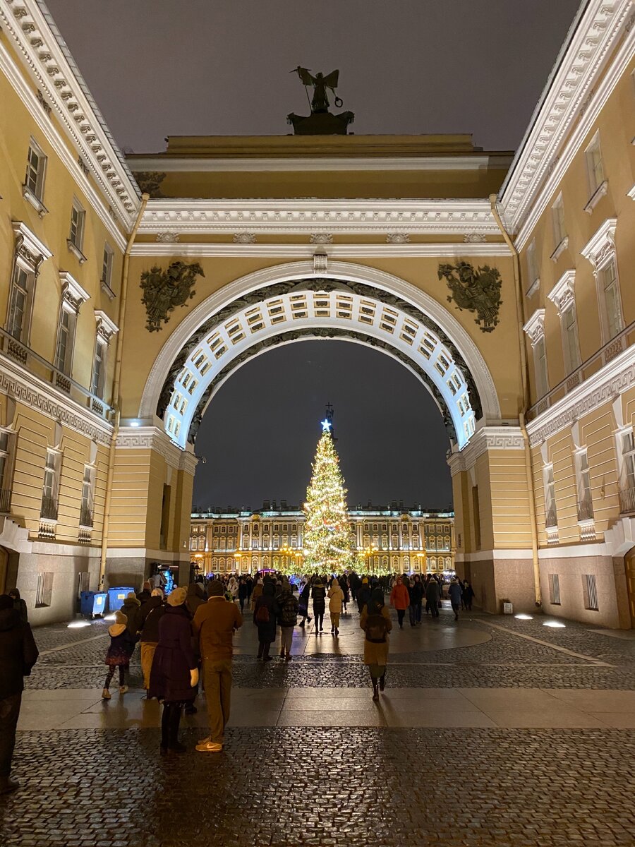 Дворцовая площадь 