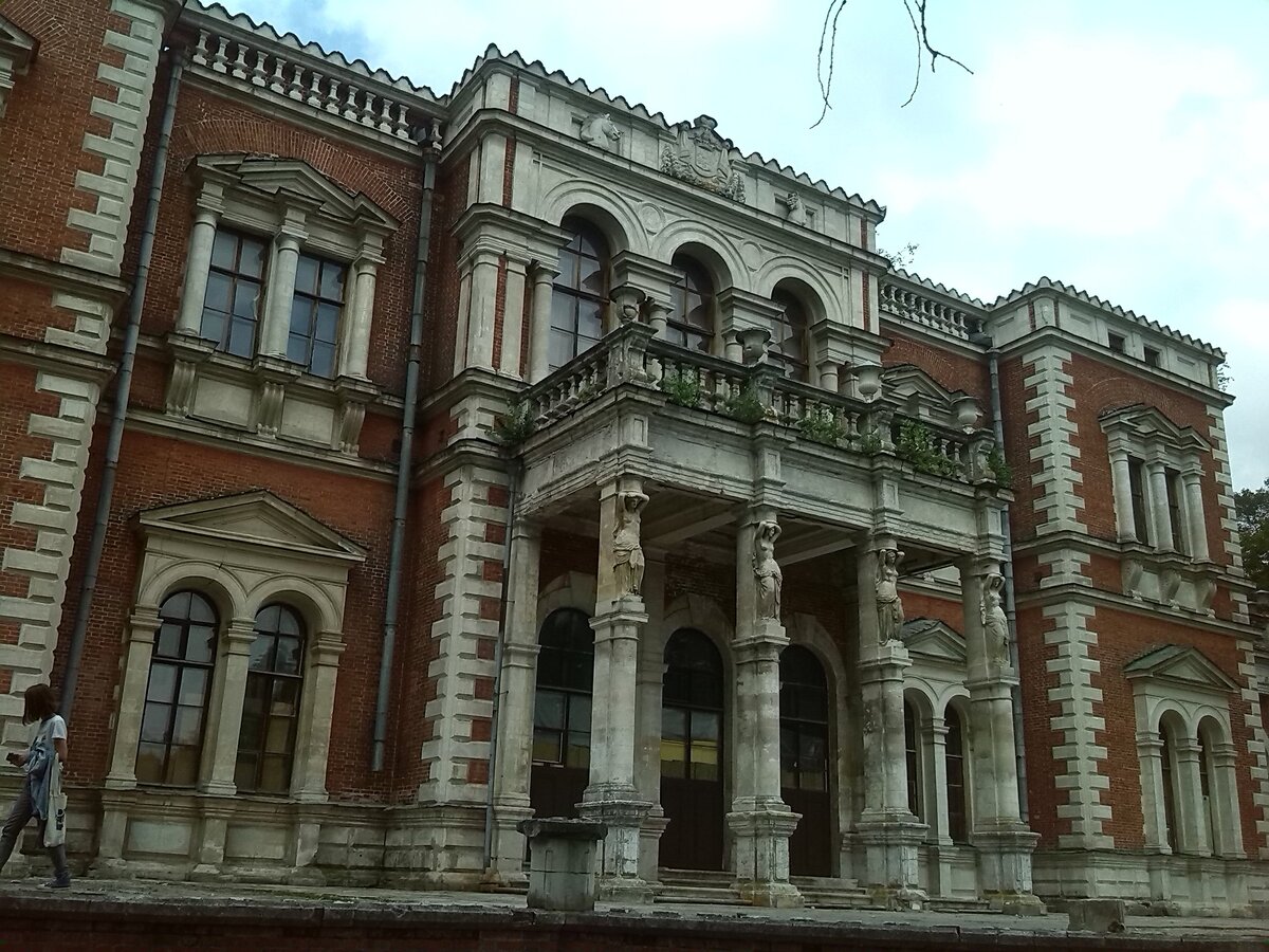 Усадьба Быково, главное здание, середина 19 века. Фото - Egill Scallagrimsson