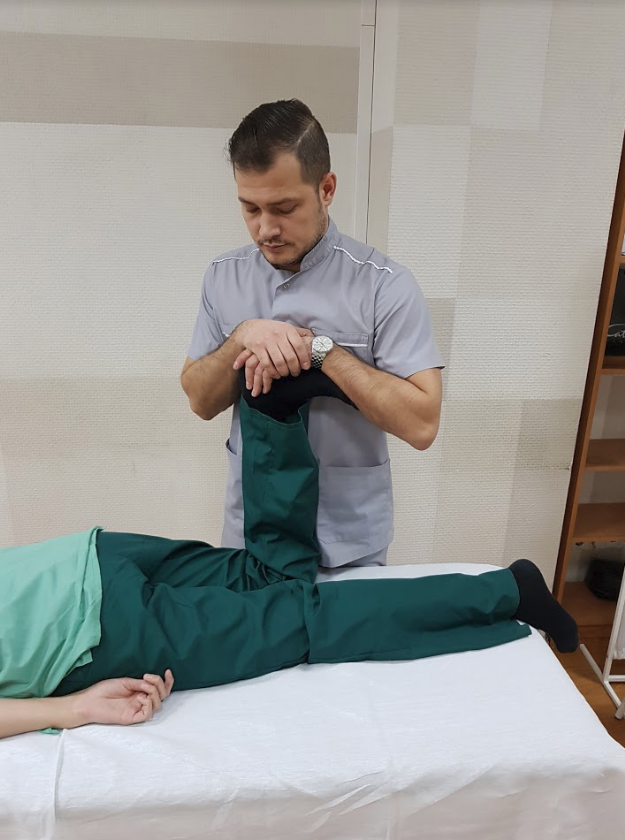 На семинаре в Институте Профессионального массажа. Практические занятия.