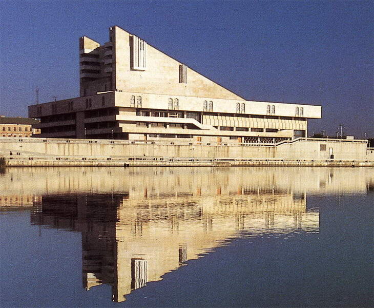  Театр Камала