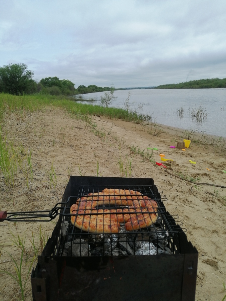 На берегу р. Амур/ Фото из личного архива 