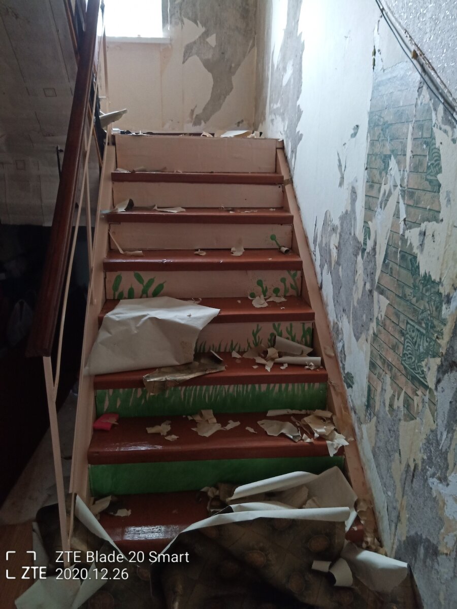 Лестница первый этаж