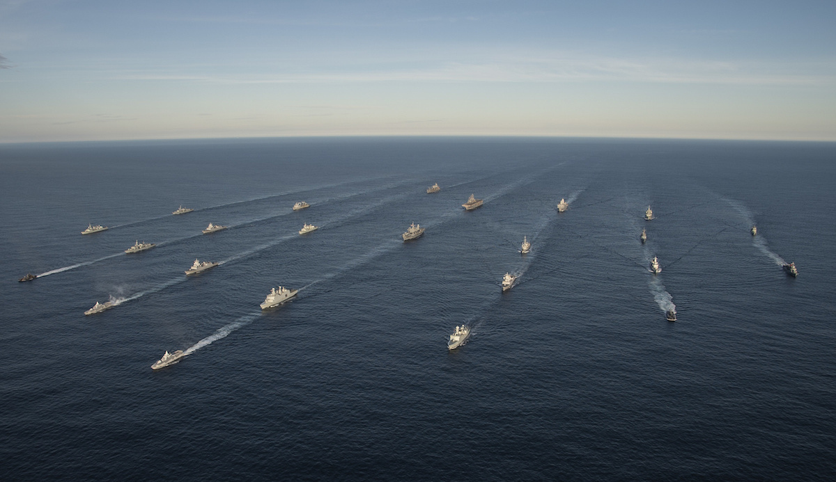 За последние годы руководство Пентагона существенно увеличило свою военную активность в высоких широтах Арктики. 