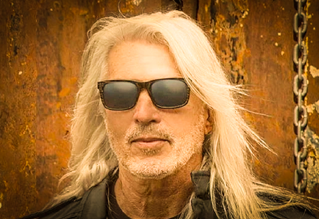 Джордж Линч