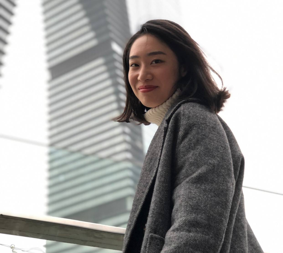 Интересно было читать её блог, в котором она делилась со своими подписчиками-китайцами впечатлением о нашей стране. 