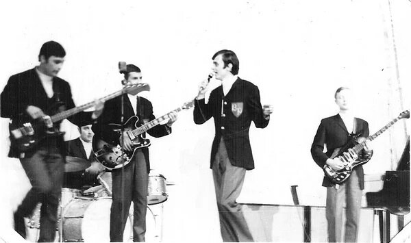 Веселые ребята