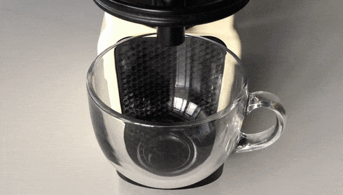 Готовим кофе из капсул Nespresso Exclusive Edition Galapagos  (gif файл автора)