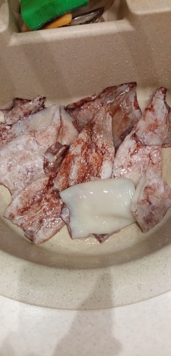 Кальмар Камчатский, не чищеный.