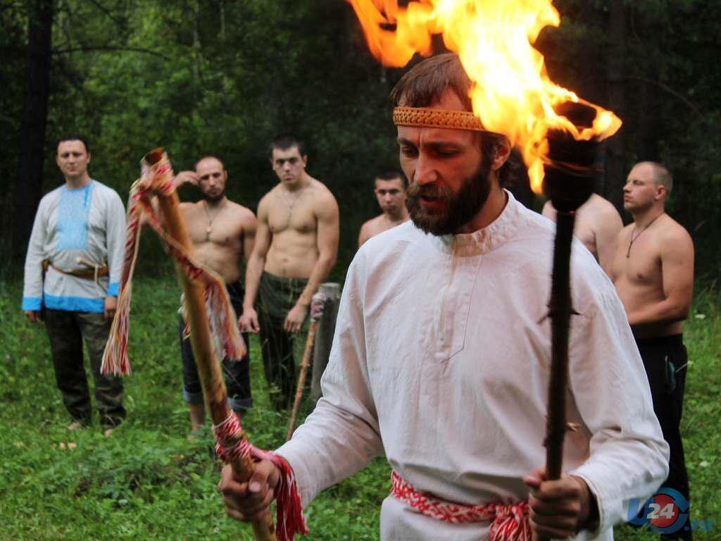 Как и где Вы прошли Посвящение, надо раскрыть мастеру самому, даже подозрения на эту тему. Не все силы согласны открыться третьей стороне....