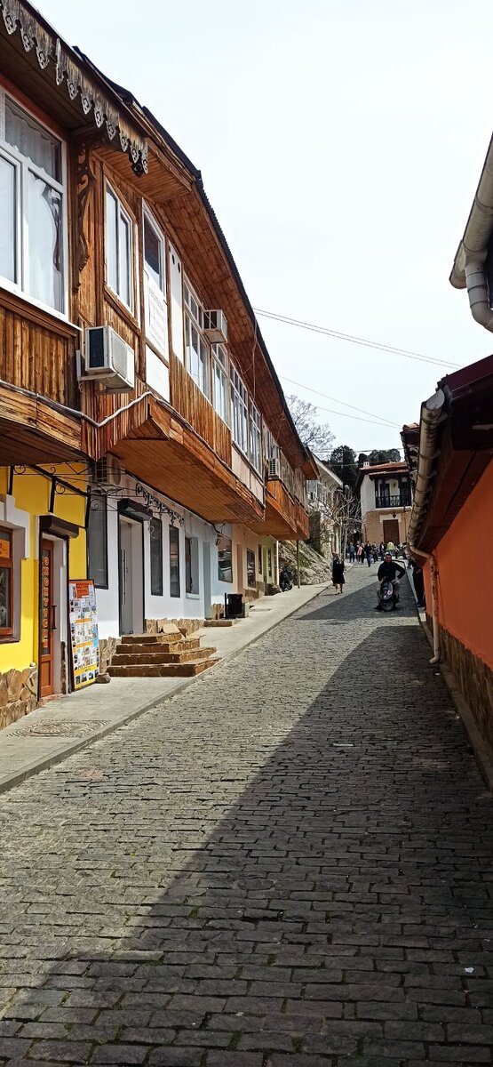 Неповторимая атмосфера  южнобережных посёлков