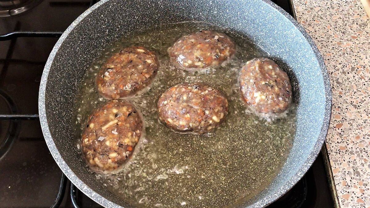 КАК ПРИГОТОВИТЬ РЫБНЫЕ КОТЛЕТЫ? КАК МЯСНЫЕ!