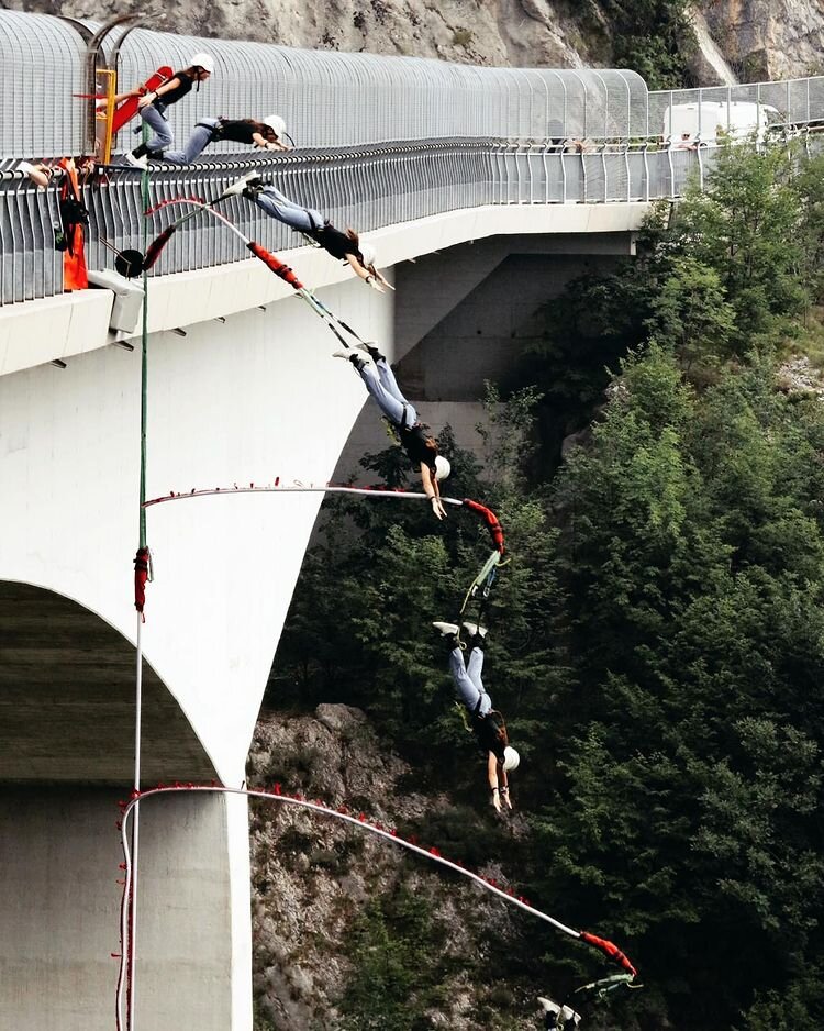 Bungee jumping