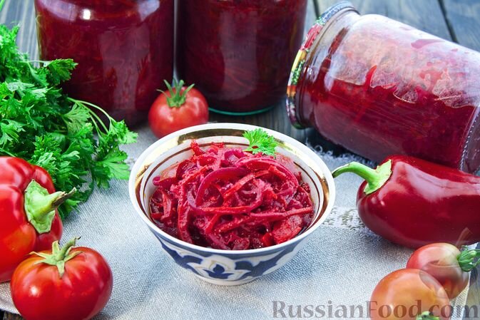 Лечо из болгарского перца с помидорами и луком