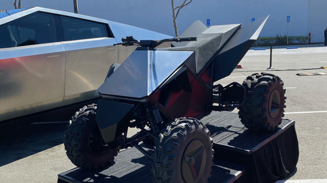 Инкубатор:Tesla Cyberquad - Электрический квадроцикл-вездеход, созданный Tesla.