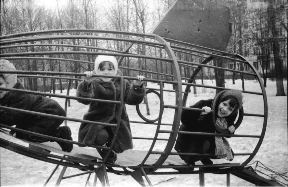 Вперед в прошлое. 1986 год: советские дачи и праздники, ленинградские улицы  | Марафон ОТЛичницы | Дзен