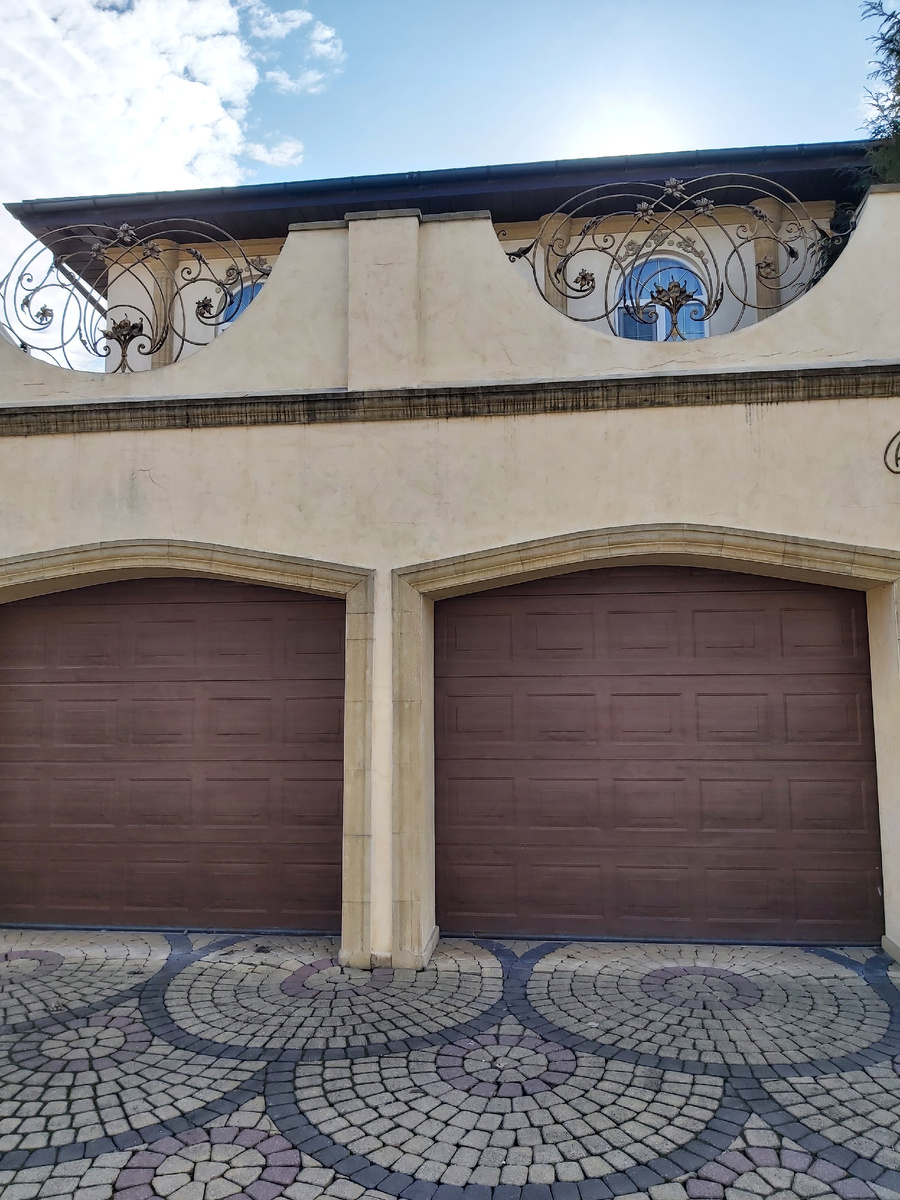 Фото автора. Интересный дизайн тротуарного покрытия.