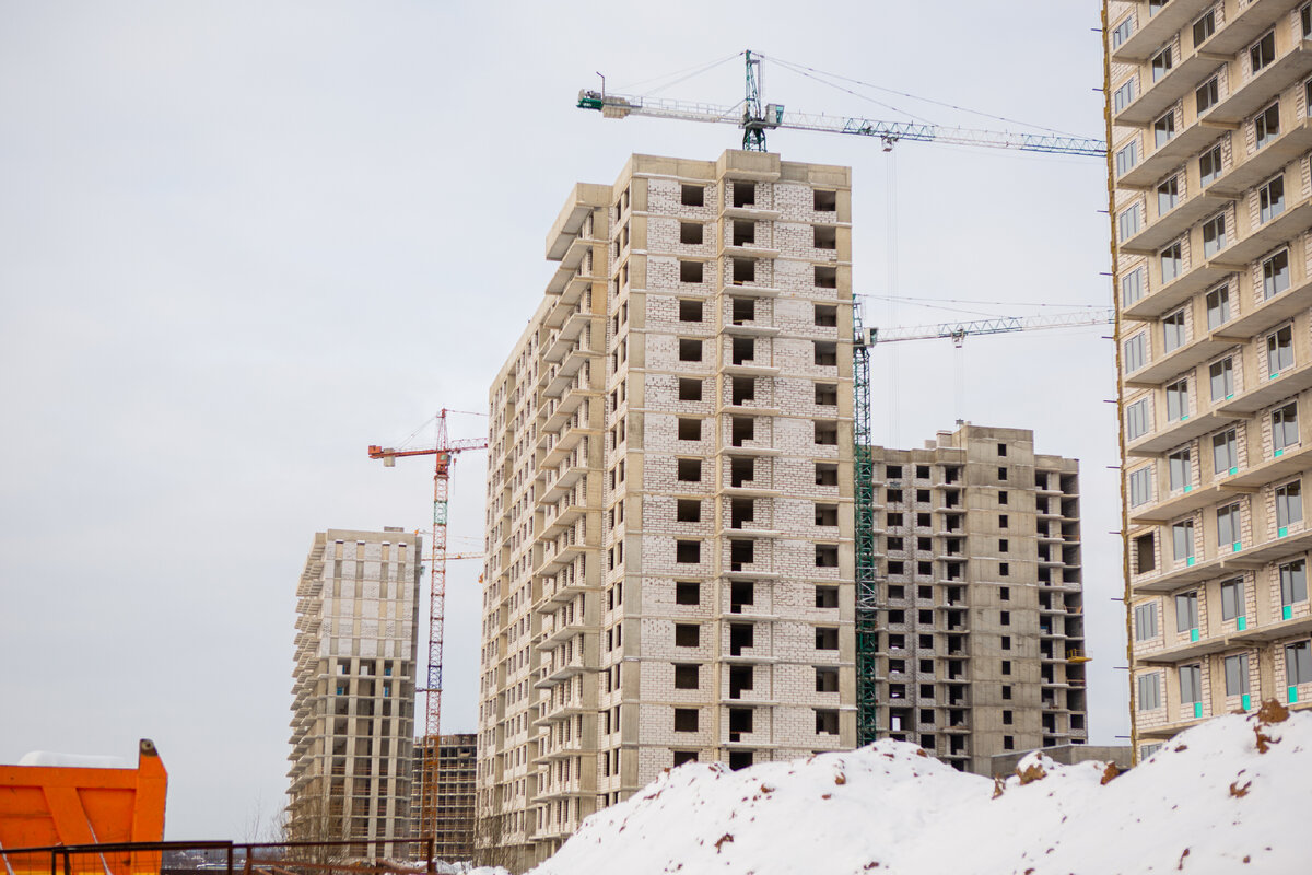 Так выглядела стройка в начале года.