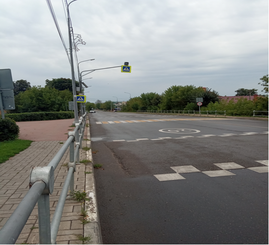 Фото автора: дорога, вдоль которой убегали грабители, а я их преследовала до самого ее конца