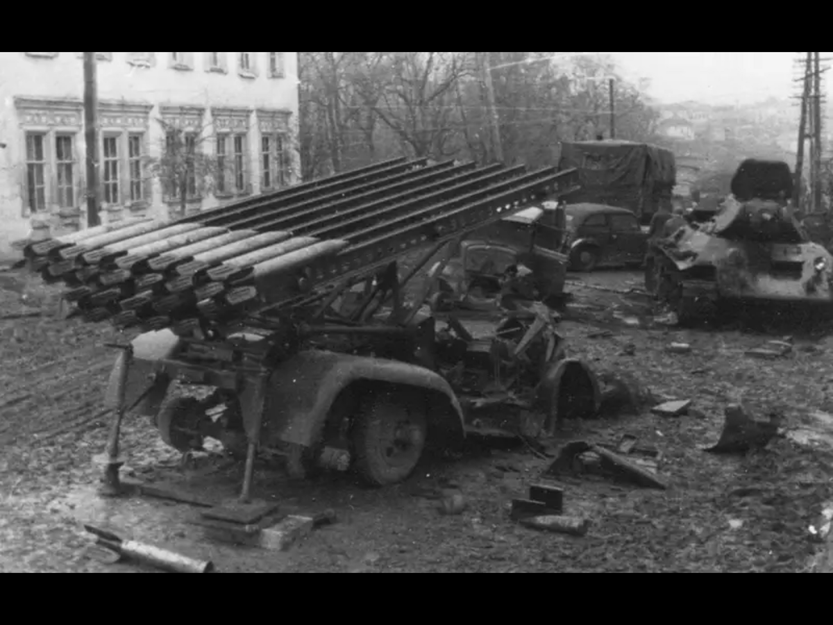 Разбитая «Катюша» в Мценске, осень 1941 года. Источник: waralbum.ru