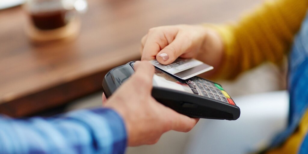 В Тверской области доля безналичных платежей приближается к 100%