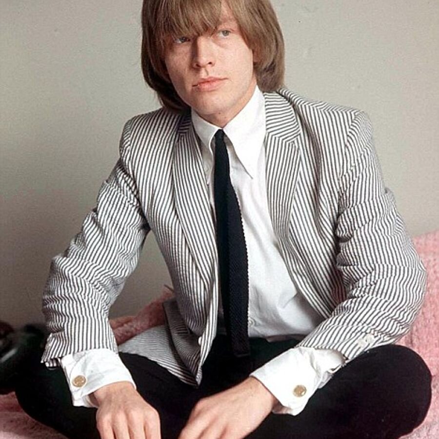 Брайан Джонс