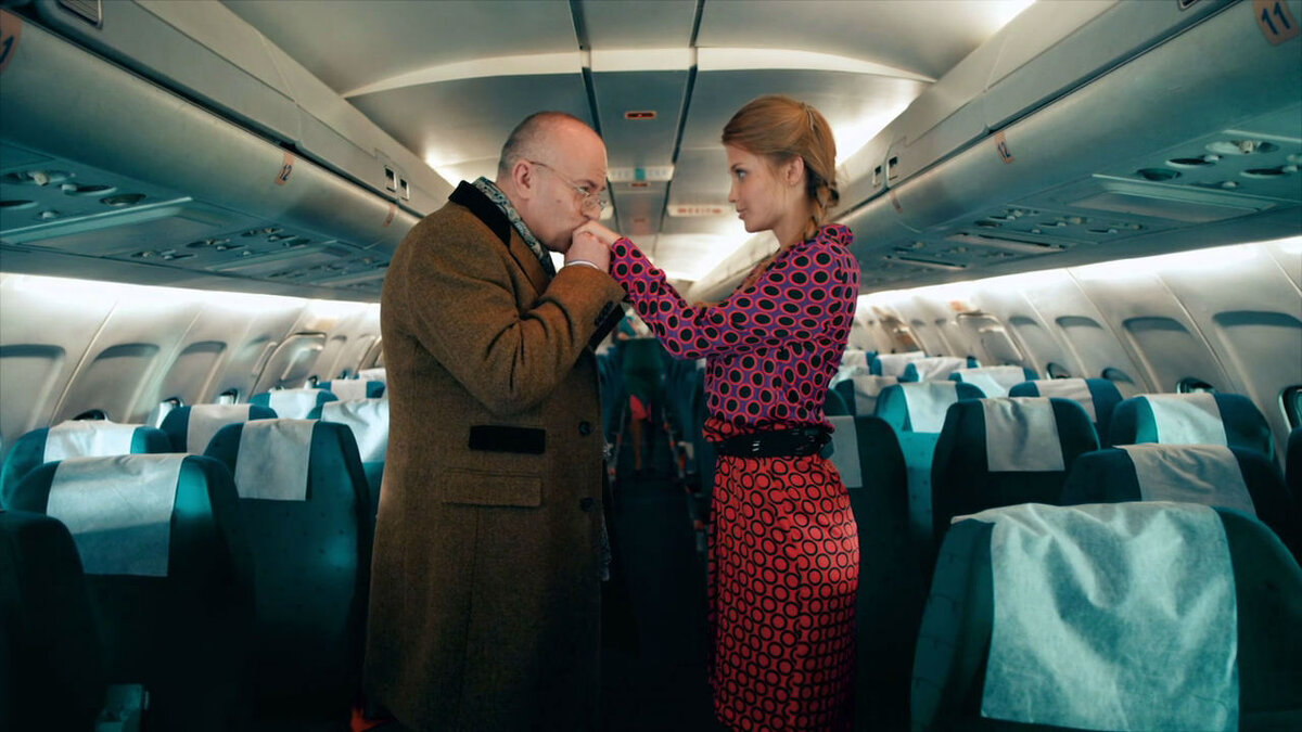 Кадр из современного сериала «СашаТаня»