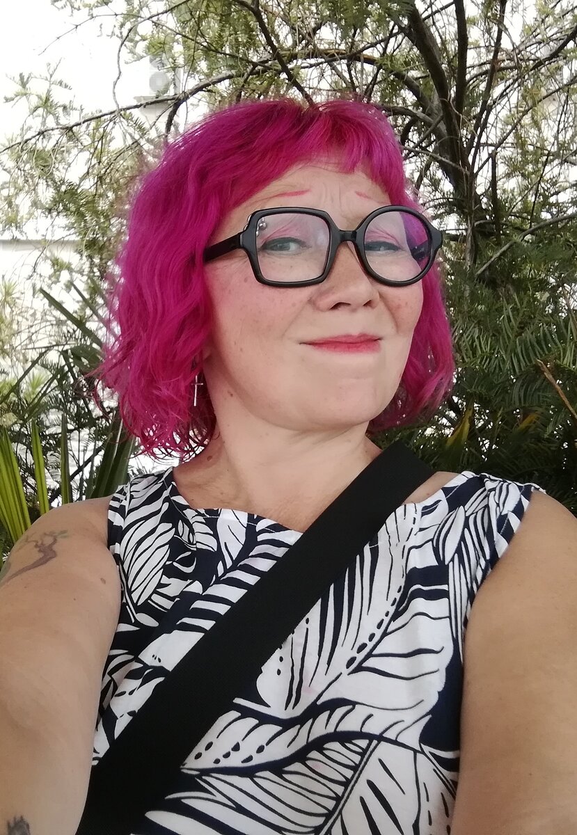 Наталья Романова, автор книги "Идеальная грамотность без правил и словарей"