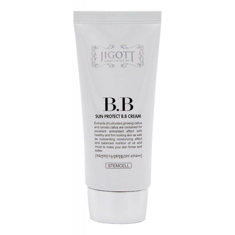 Производство:	Южная Корея Торговый дом:	Jigott
О товаре:	
Корея продолжает покорять девичьи сердца, представляя все новые инновационные продукты - в этот раз лидером стал молодой бренд Jigott, порадовав к началу летнего сезона новинкой Солнцезащитный ВВ-крем Sun Protect BB Cream SPF41 PA++ Jigott. Теперь Ваша кожа под надежной защитой от вредного излучения - невесомый, но покрывающий тонкой пленкой крем предотвращает негативное влияние, предупреждает появление веснушек и пигментных пятен, что особенно Важно для возрастной и чувствительной кожи.

Строгий, выполненный в белом цвете тюбик облачен в красивую, переливающуюся голограммой упаковку. Состав обогащен аллантоином, пептидами и лецитином - они усиленно питают кожу, усиливая защитные свойства и улучшая клеточный обмен. Чтобы кожа выглядела сияющей, в крем добавлены частицы люминайзера - мягкой свечение визуально омолаживает, придает отдохнувший и ухоженный вид.

ВВ-свойства скрывают недостатки, неровности кожи и покраснения - легкая, тающая структура Jigott солнцезащитного ВВ-крема Sun Protect BB Cream SPF41 PA++ позволяет коже дышать, не забивает поры и не жирнит, а тонкой вуалью покрывает лицо и зону декольте, защищая от солнца и подчеркивая естественную красоту.