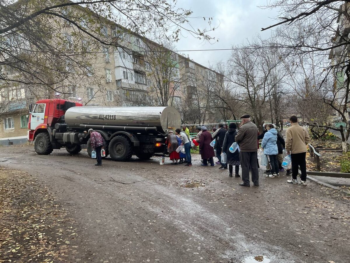 Сегодня в каменске шахтинском. Каменск-Шахтинский. Росфритт Каменск-Шахтинский. ЧС В Каменске Шахтинском из за воды. Гейзер Каменск-Шахтинский.