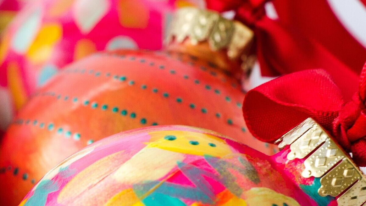    Шар из пенопласта© Фото : Unsplash/Ksenia Ya