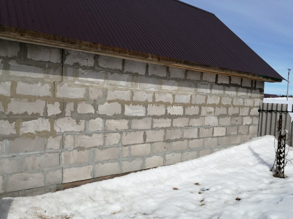 Трещина со временем все больше