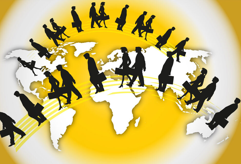 Переселение населения. Переселение людей из страны в страну. Беженцы силуэт. Карта миграции евреев в европе. Миграция населения мира.