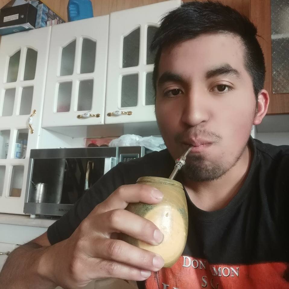 Марко с короткими волосами